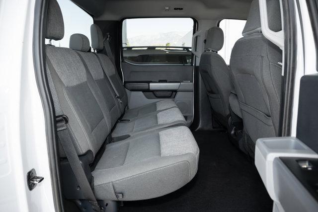 Photo of 2024 Oxford White Ford F-250