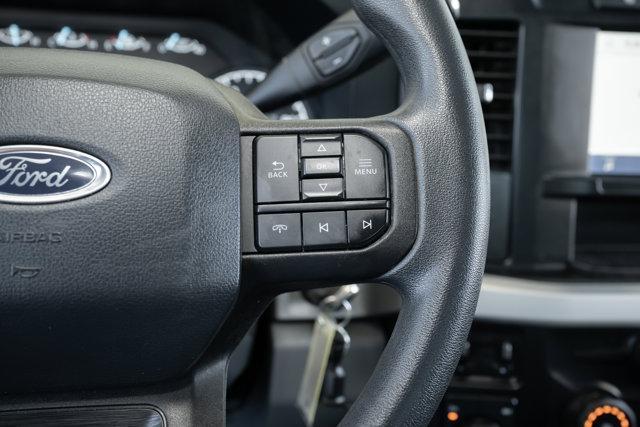 Photo of 2024 Oxford White Ford F-250