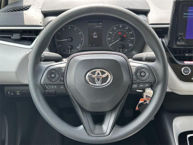 Photo of 2025 Midnight Black Metallic Toyota Corolla