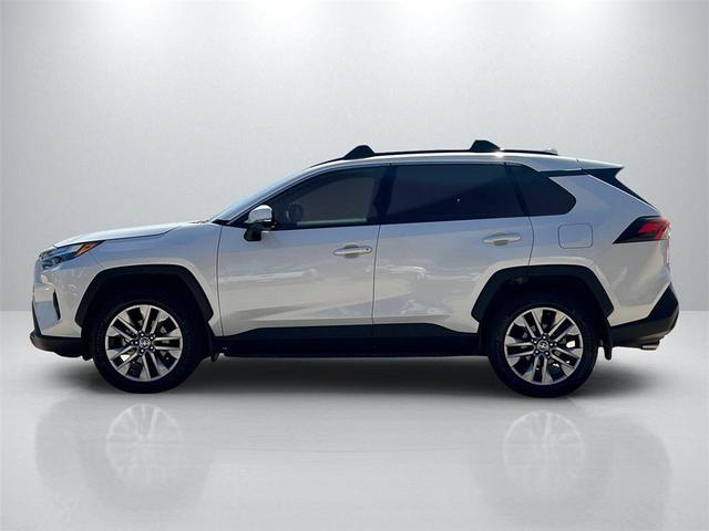 Photo of 2023 Wind Chill Pearl Toyota RAV4