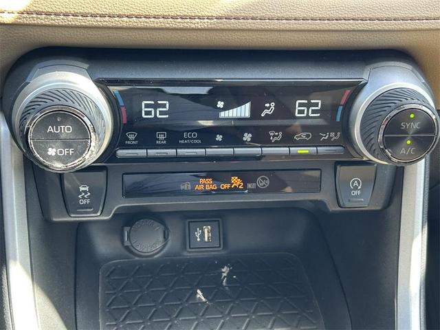 Photo of 2023 Wind Chill Pearl Toyota RAV4