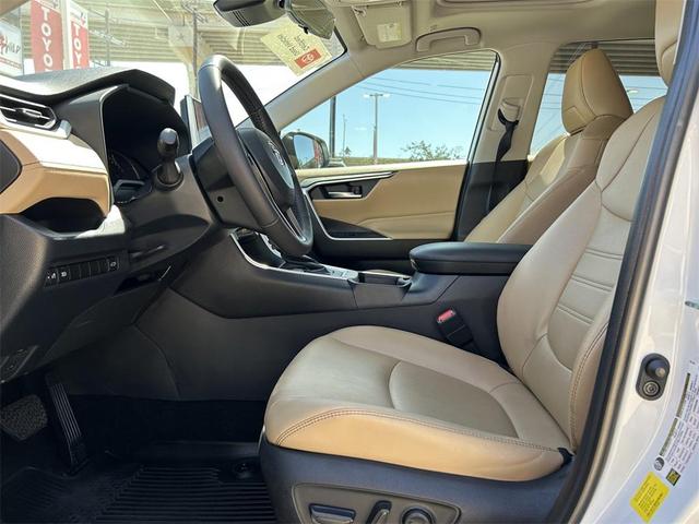 Photo of 2023 Wind Chill Pearl Toyota RAV4