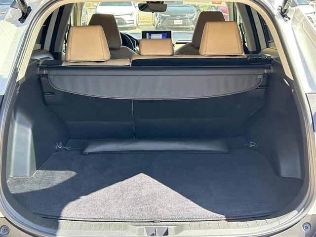 Photo of 2023 Wind Chill Pearl Toyota RAV4