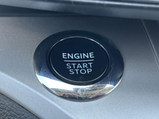 Photo of 2024 AGATE BLACK METALLIC Ford Explorer