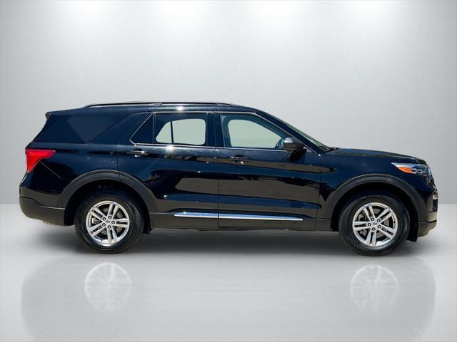 Photo of 2024 AGATE BLACK METALLIC Ford Explorer