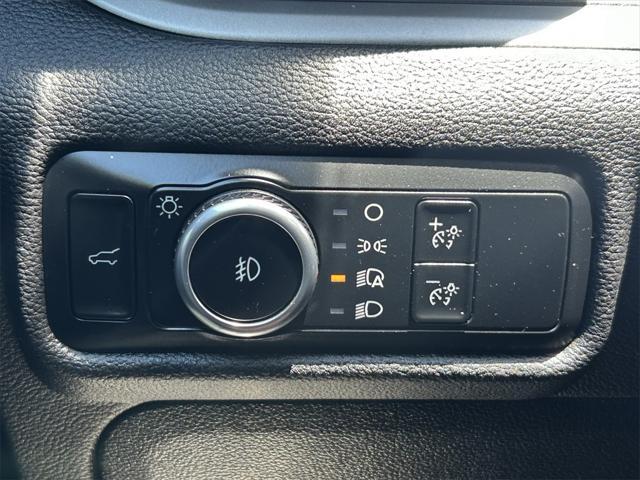 Photo of 2024 AGATE BLACK METALLIC Ford Explorer