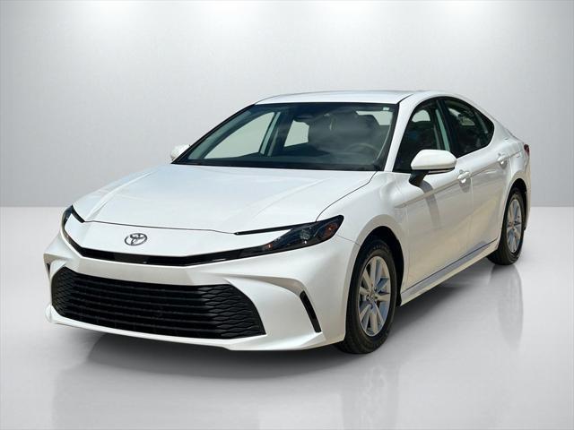 Photo of 2025 Ice Cap Toyota Camry