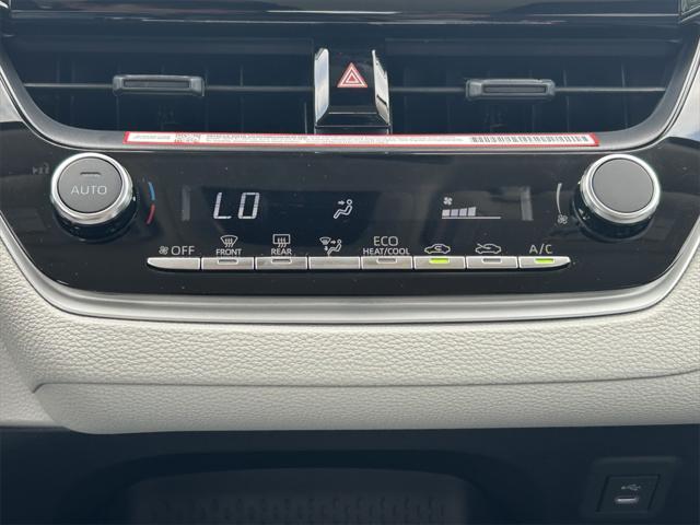 Photo of 2025 Wind Chill Pearl Toyota Corolla