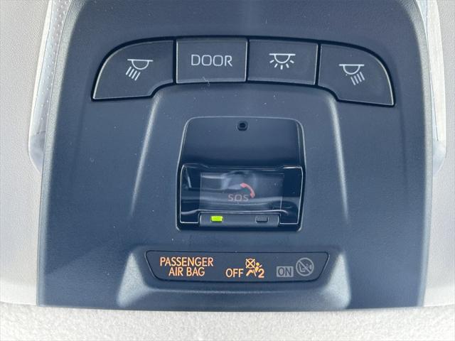 Photo of 2025 Wind Chill Pearl Toyota Corolla