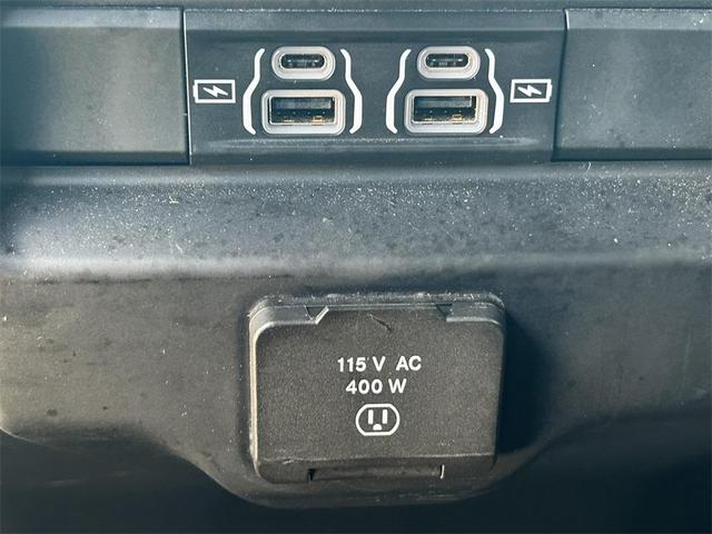 Photo of 2024 Bright White Clearcoat RAM 1500