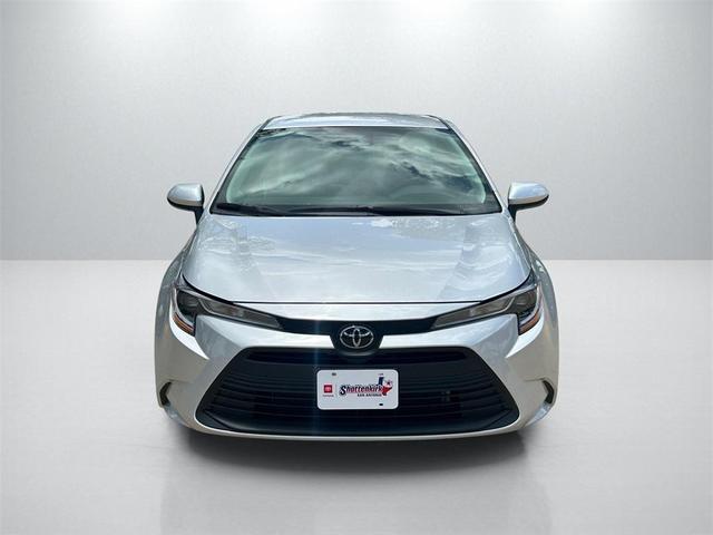 Photo of 2025 Classic Silver Metallic Toyota Corolla