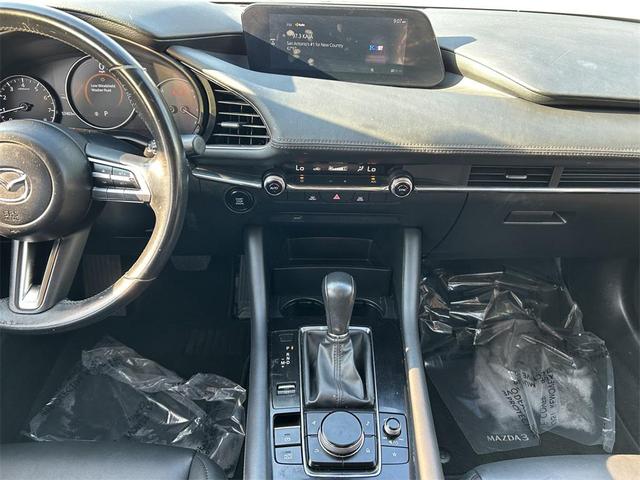 Photo of 2019 Snowflake White Pearl Mica Mazda Mazda3