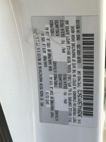 Photo of 2019 Snowflake White Pearl Mica Mazda Mazda3