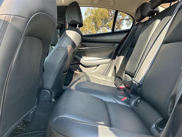 Photo of 2019 Snowflake White Pearl Mica Mazda Mazda3