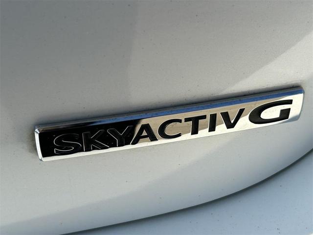 Photo of 2019 Snowflake White Pearl Mica Mazda Mazda3