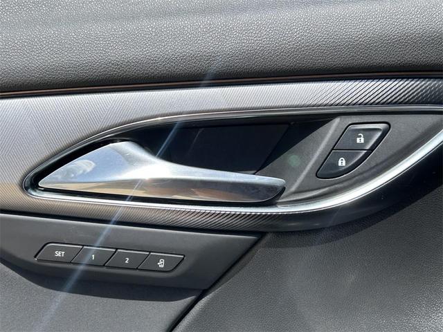 Photo of 2024 Summit White Buick Envision