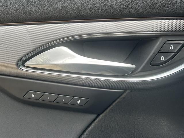 Photo of 2024 Ebony Twilight Metallic Buick Envision