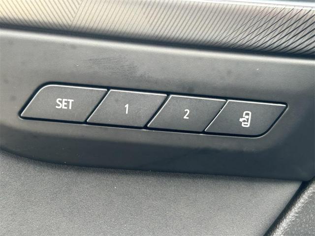 Photo of 2024 Ebony Twilight Metallic Buick Envision