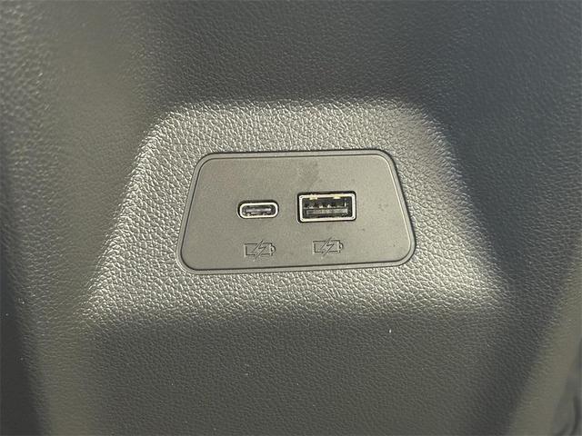 Photo of 2024 Ebony Twilight Metallic Buick Envision