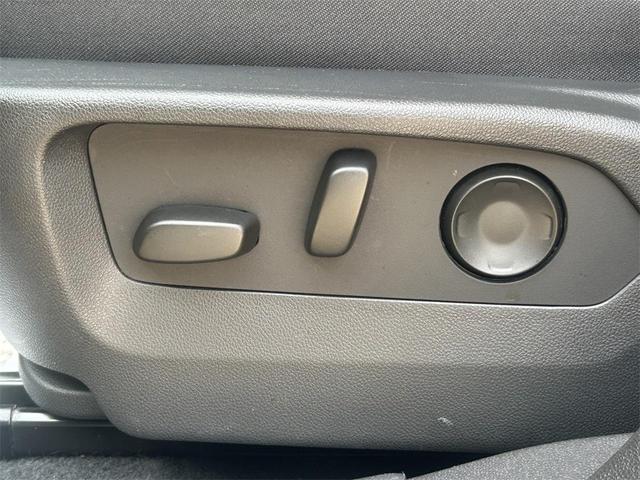 Photo of 2024 Ebony Twilight Metallic Buick Envision