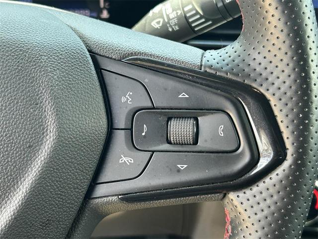 Photo of 2024 Summit White Chevrolet Trailblazer