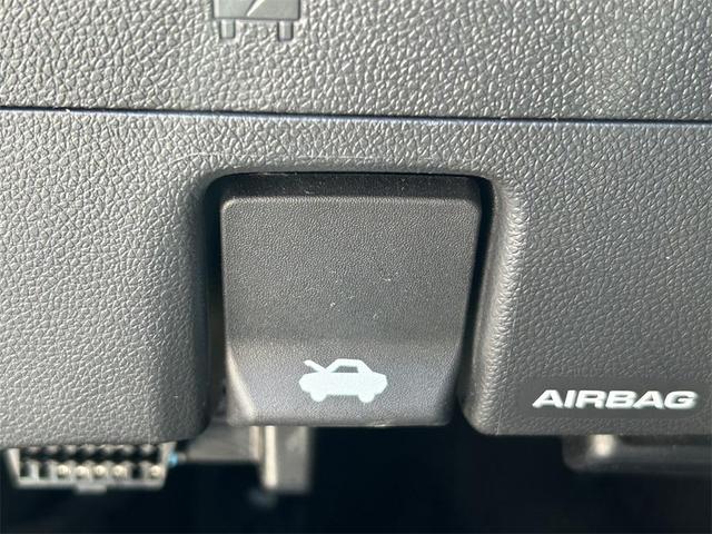 Photo of 2024 Summit White Chevrolet Trailblazer