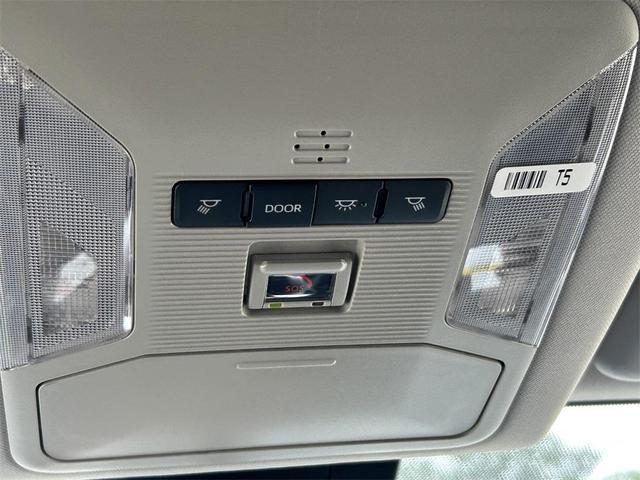 Photo of 2025 Silver Sky Metallic Toyota RAV4 Hybrid