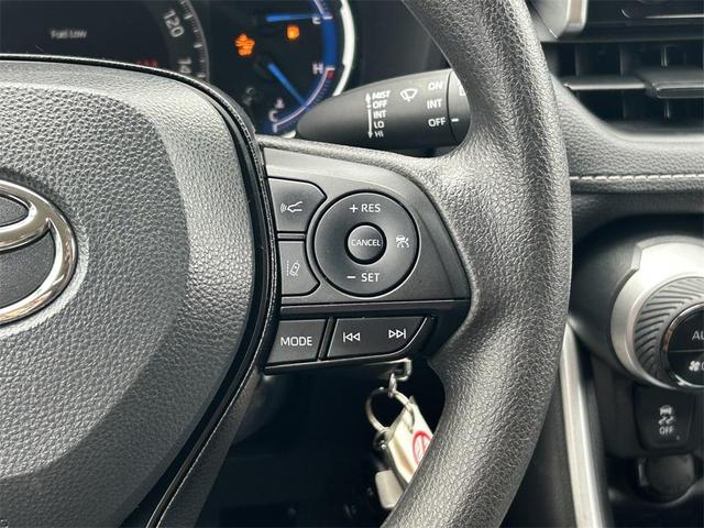 Photo of 2025 Silver Sky Metallic Toyota RAV4 Hybrid