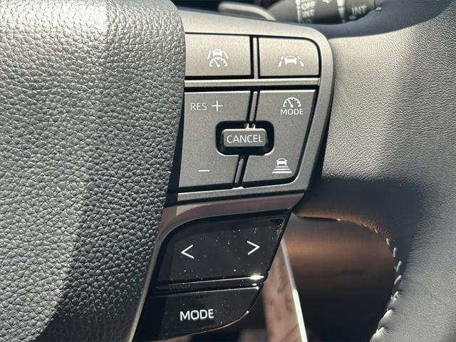 Photo of 2025 Ice Cap Toyota Camry