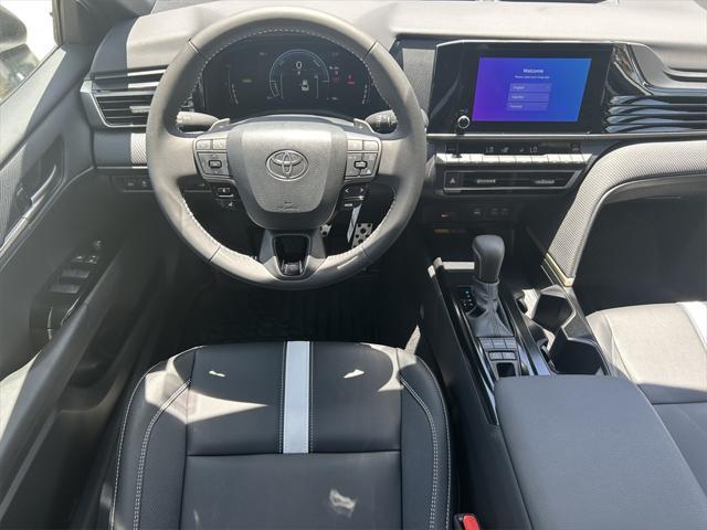 Photo of 2025 Ice Cap Toyota Camry