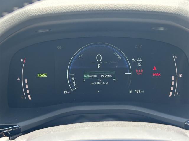Photo of 2025 Ice Cap Toyota Camry