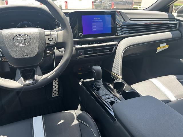 Photo of 2025 Ice Cap Toyota Camry