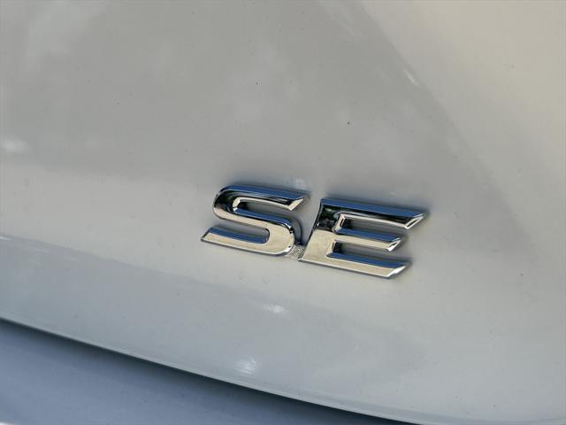 Photo of 2025 Ice Cap Toyota Camry