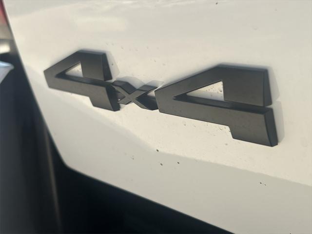 Photo of 2025 Ice Cap Toyota Tacoma