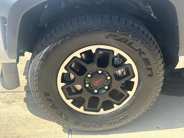 Photo of 2025 Ice Cap Toyota Tacoma