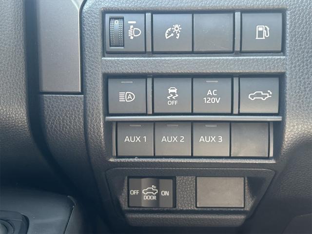 Photo of 2025 Ice Cap Toyota Tacoma