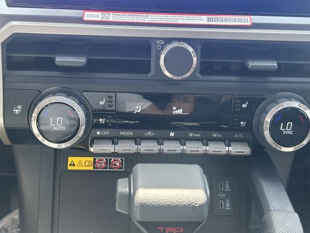 Photo of 2025 Ice Cap Toyota Tacoma