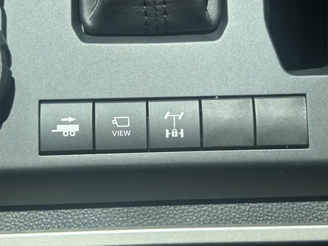 Photo of 2025 Ice Cap Toyota Tacoma