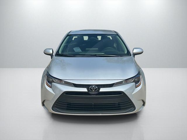 Photo of 2025 Classic Silver Metallic Toyota Corolla