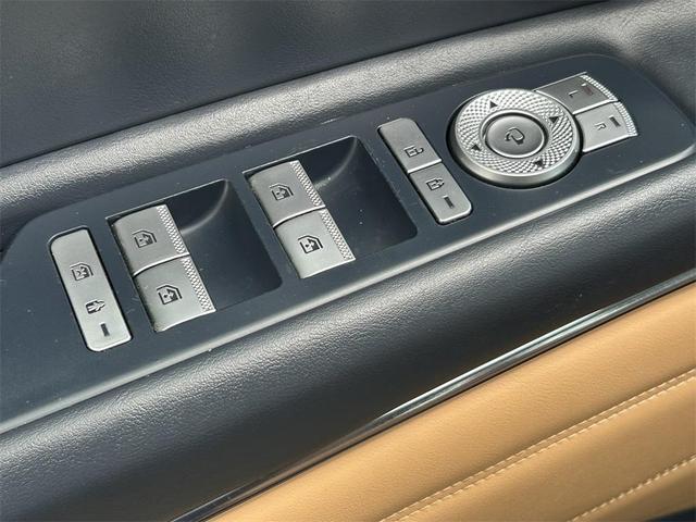 Photo of 2021 Adriatic Blue Genesis GV80