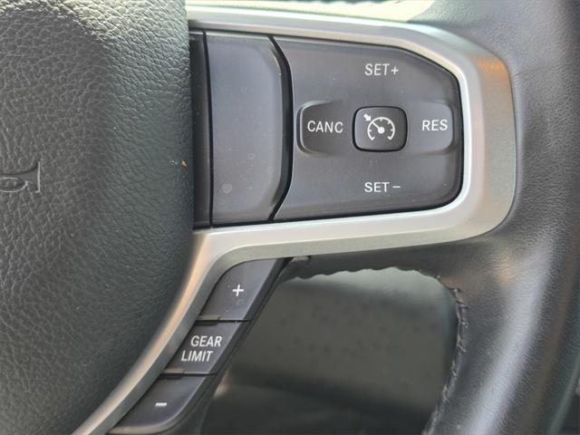 Photo of 2022 Diamond Black Crystal Pearlcoat RAM 1500