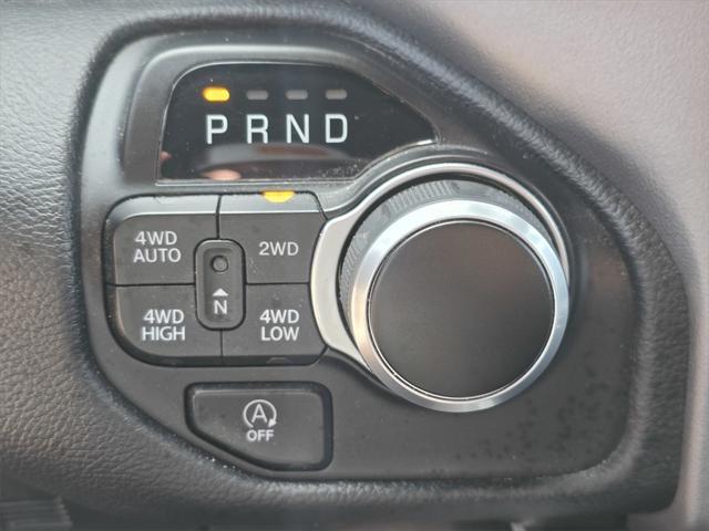 Photo of 2022 Diamond Black Crystal Pearlcoat RAM 1500
