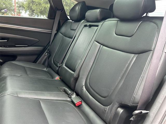 Photo of 2024 Black Pearl Hyundai TUCSON Hybrid
