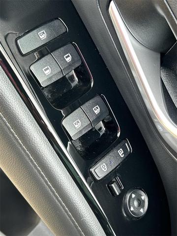 Photo of 2024 Black Pearl Hyundai TUCSON Hybrid