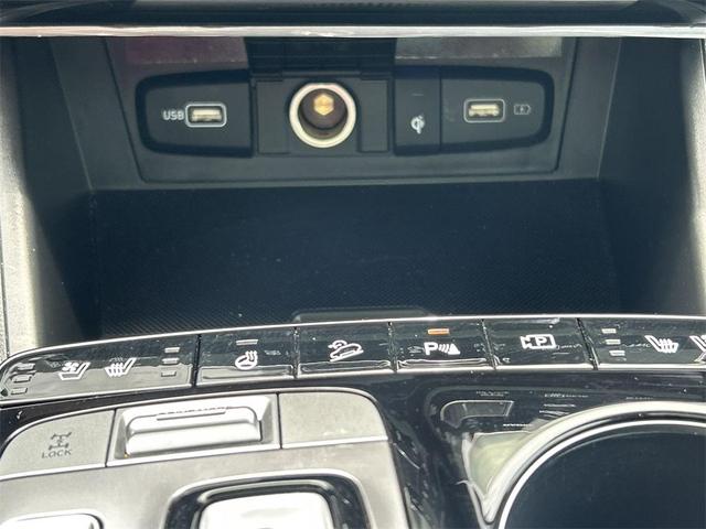 Photo of 2024 Black Pearl Hyundai TUCSON Hybrid