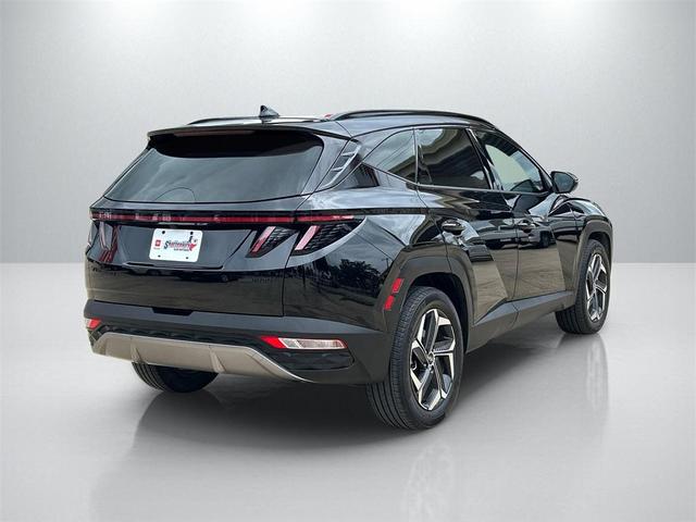 Photo of 2024 Black Pearl Hyundai TUCSON Hybrid