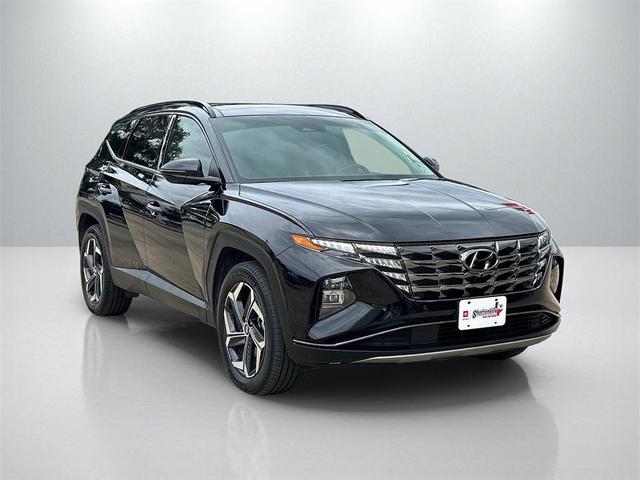 Photo of 2024 Black Pearl Hyundai TUCSON Hybrid