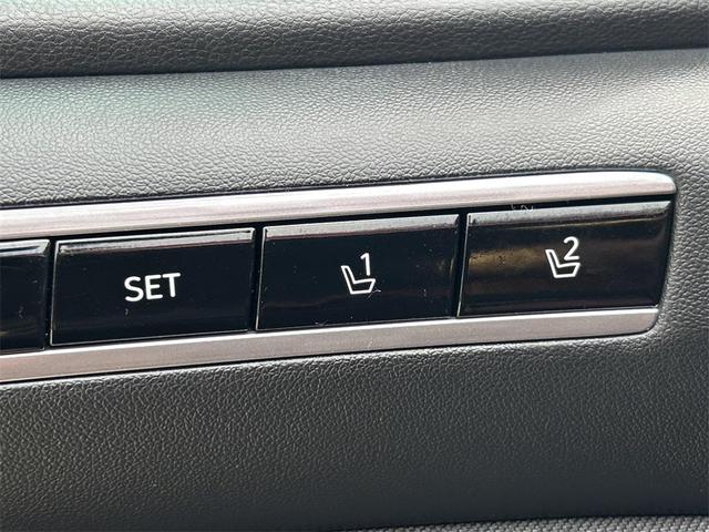 Photo of 2024 Black Pearl Hyundai TUCSON Hybrid