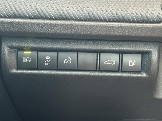 Photo of 2025 Midnight Black Metallic Toyota Camry
