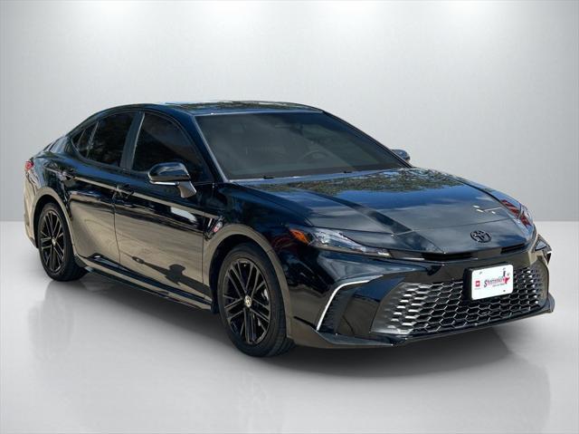 Photo of 2025 Midnight Black Metallic Toyota Camry